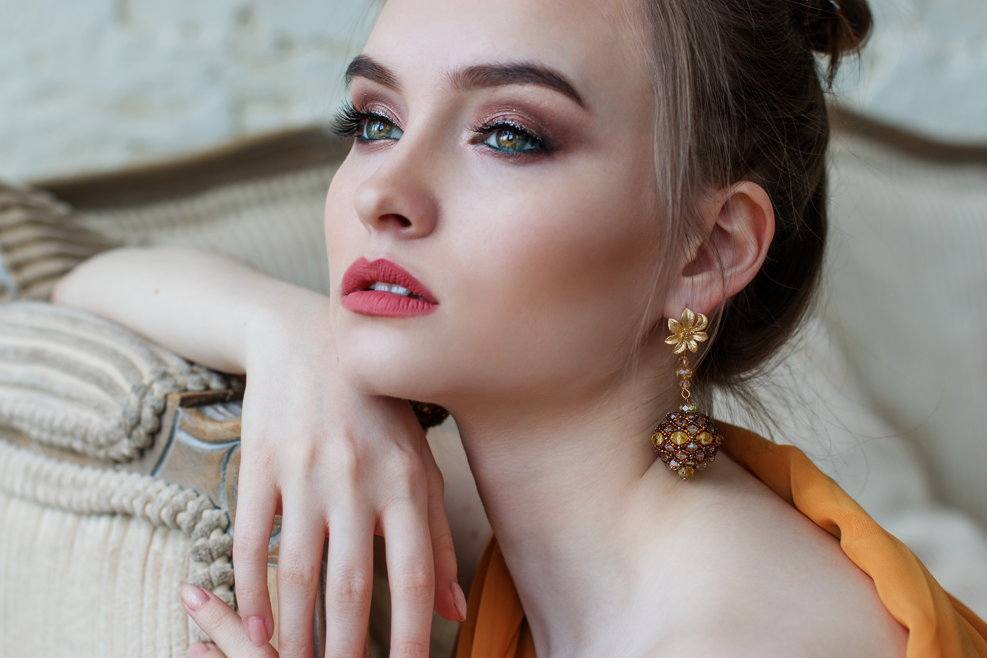 lady-profile